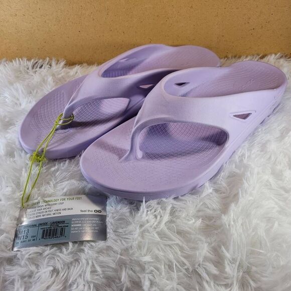 Oofos OOriginal Unisex Lavender Flip Flops- Size M13/W15- NWT - Picture 1 of 9